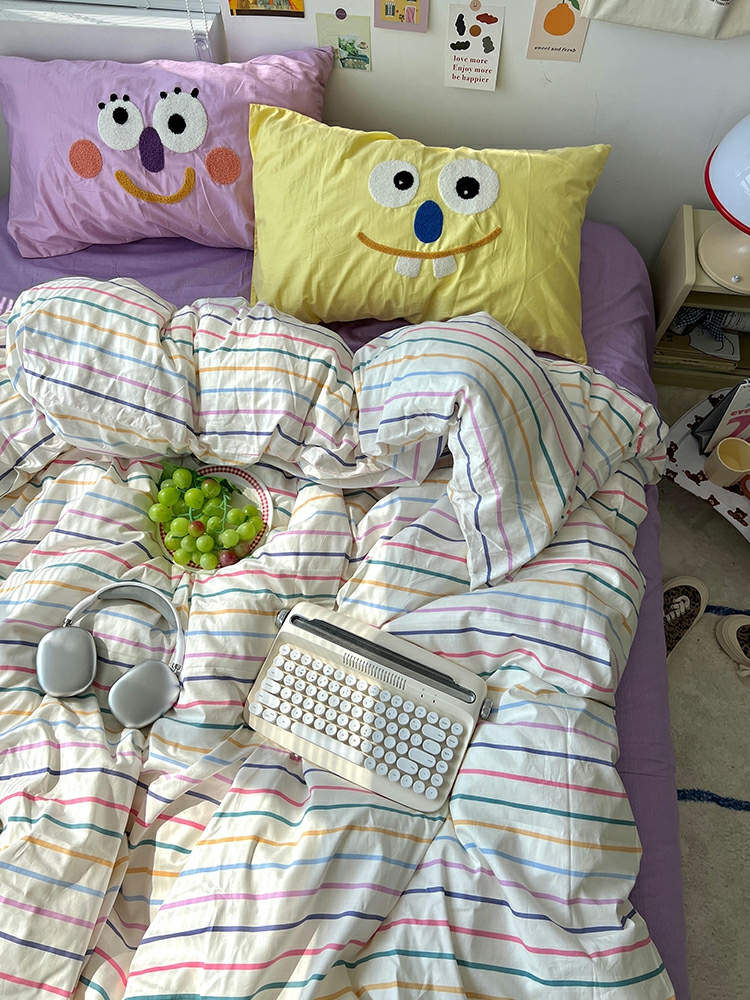 Ins Cartoon Dopamine 100% Katoen Vierdelige Bedset – Nieuwe Pure Katoen Studenten Dormitory Bedset Drie Stukken  |   Beddengoed Set Van Vier Delen Beddengoed Set Van Vier Delen Beddengoed Set Van Vier Delen