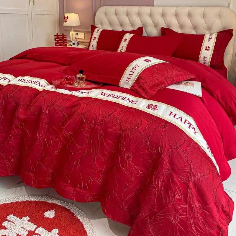 Minimalistische Chinese Bruiloft Grote Rode Vierdelige Set Luxe Beddengoed Voor De Bruid, Bedlakens, Dekbedovertrekken En Bedaccessoires.  |   Huwelijksbedtextiel Huwelijksbedtextiel Huwelijksbedtextiel